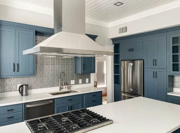 36 Inch Island Range Hoods: The Perfect Balance of Style and Ventilation