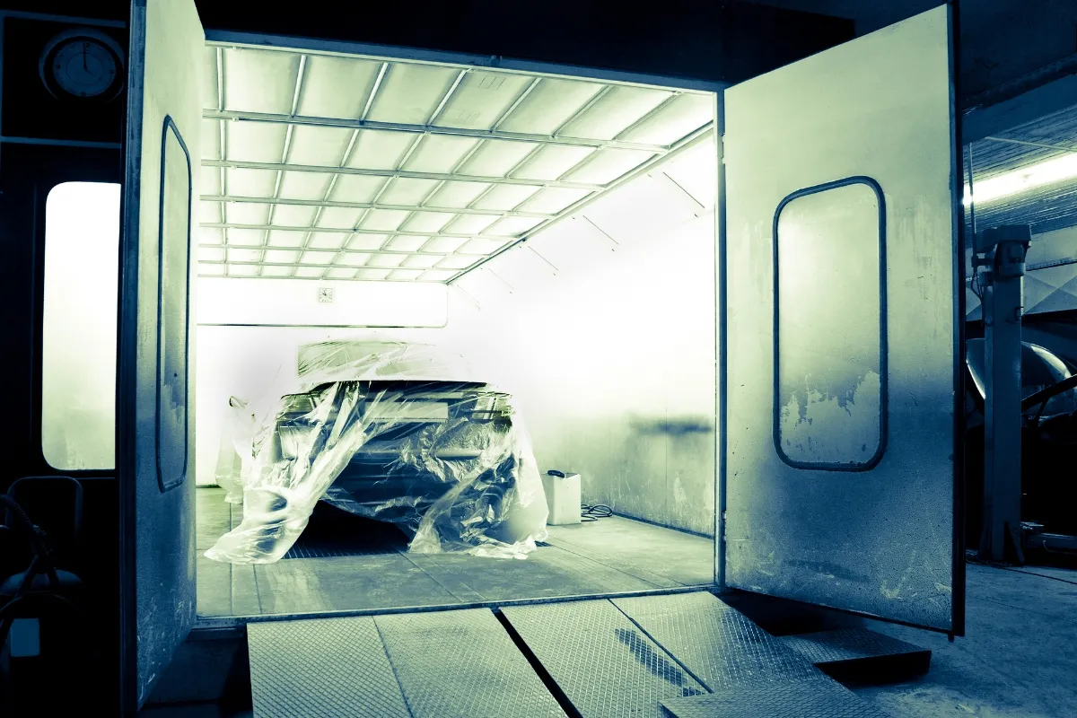 Custom Built Spraybooths vs Standard Spray Booths: Which Delivers Better ROI?
