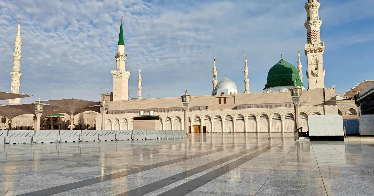 Affordable Umrah Packages: A Practical Guide to Booking Smart
