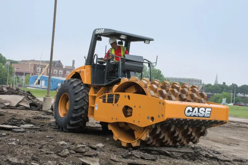 Why Smart Contractors Prefer Heavy Equipment Rentals for Growing Businesses