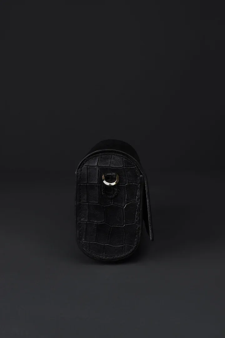 How to Choose a Leather Sling Bag for Women
