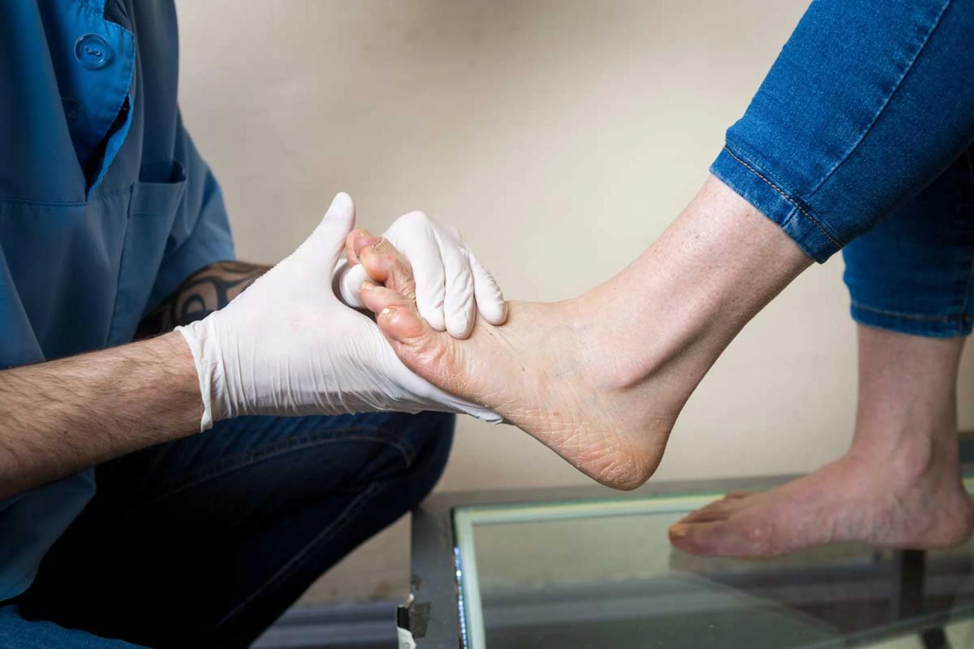 5 Essential Tips for Maintaining Healthy Feet