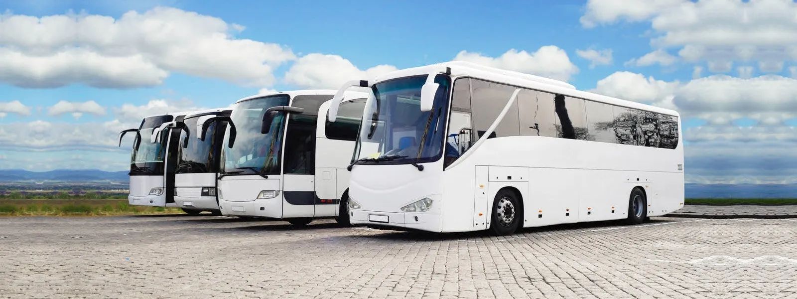 Why Charter Bus Rental Is The Best Choice For Every Road Trip
