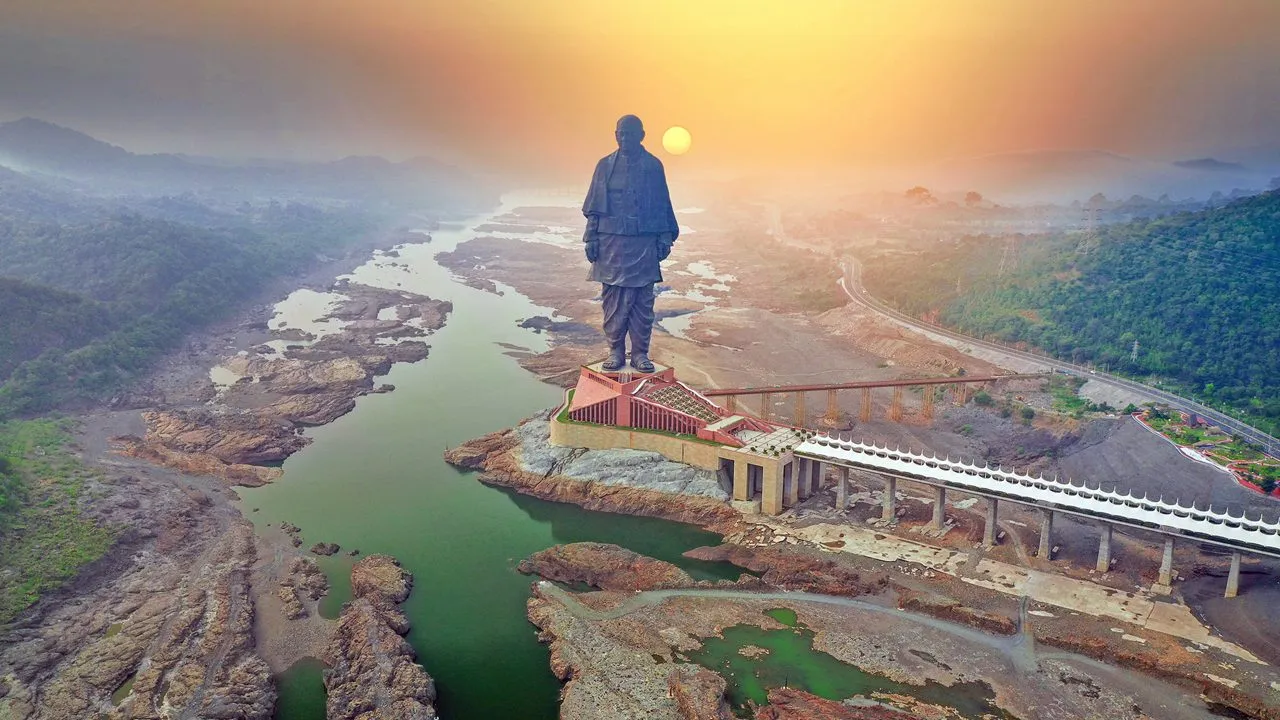 Best Time to Visit Statue of Unity: Season, Weather & Crowd Guide (2026)