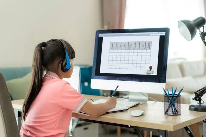 Stuck on GCSE Maths? Here's What Online Tutors Do Differently