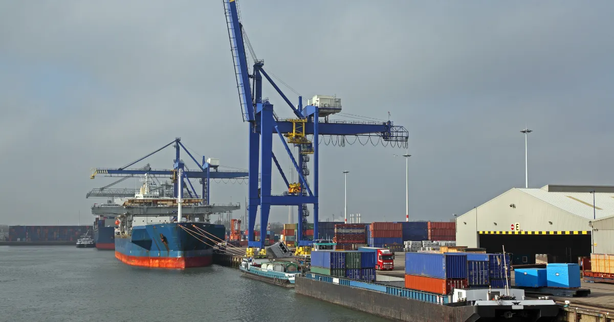 Container Transport Duisburg: Ihr Schlüssel zum größten Binnenhafen der Welt