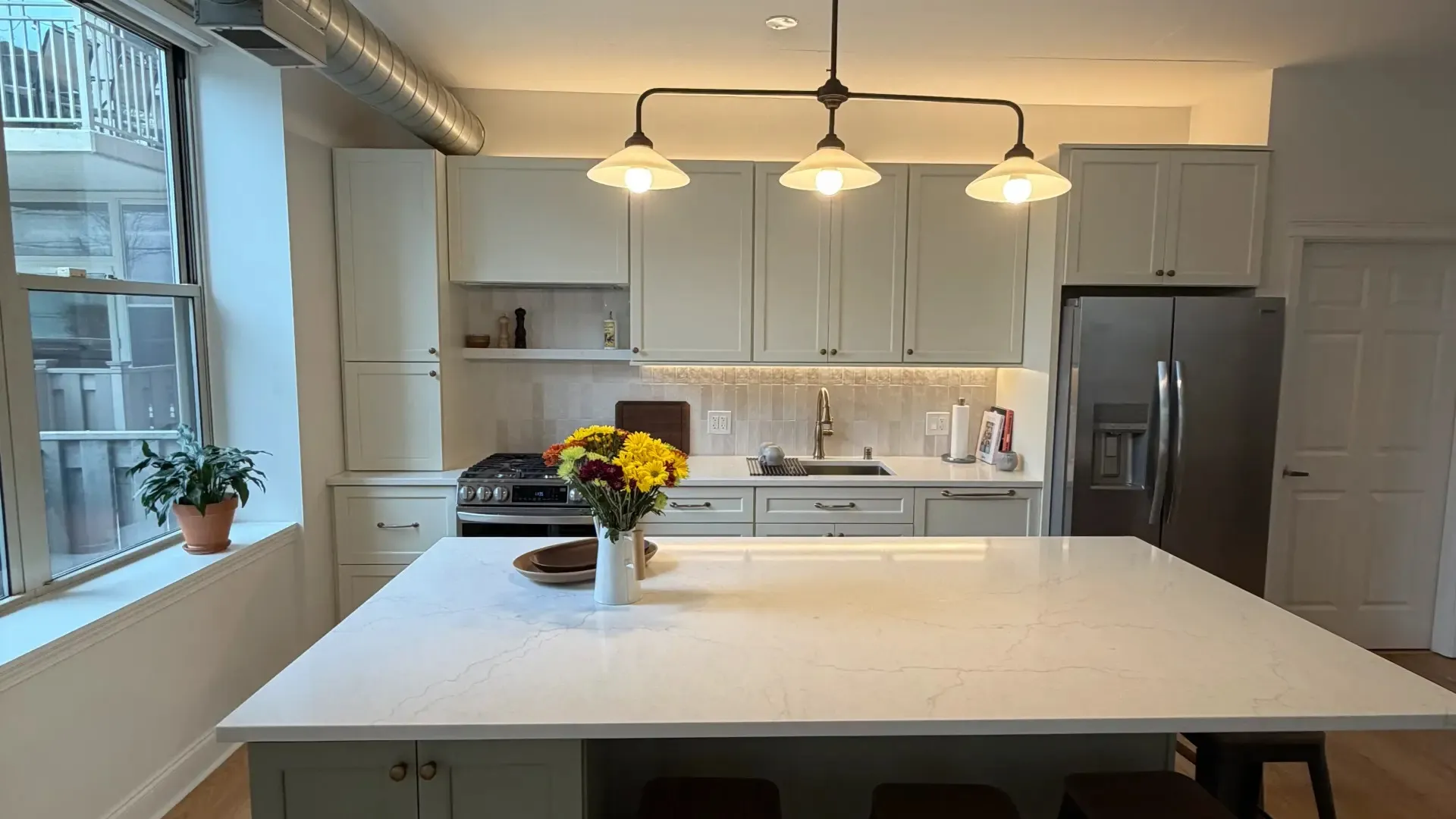 Top Kitchen Remodeling Ideas for Chicago Homes: Trends, Costs & Expert Tips