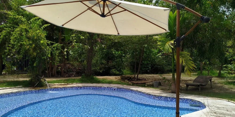 How to Choose the Right Cantilever Umbrella for Your Outdoor Area