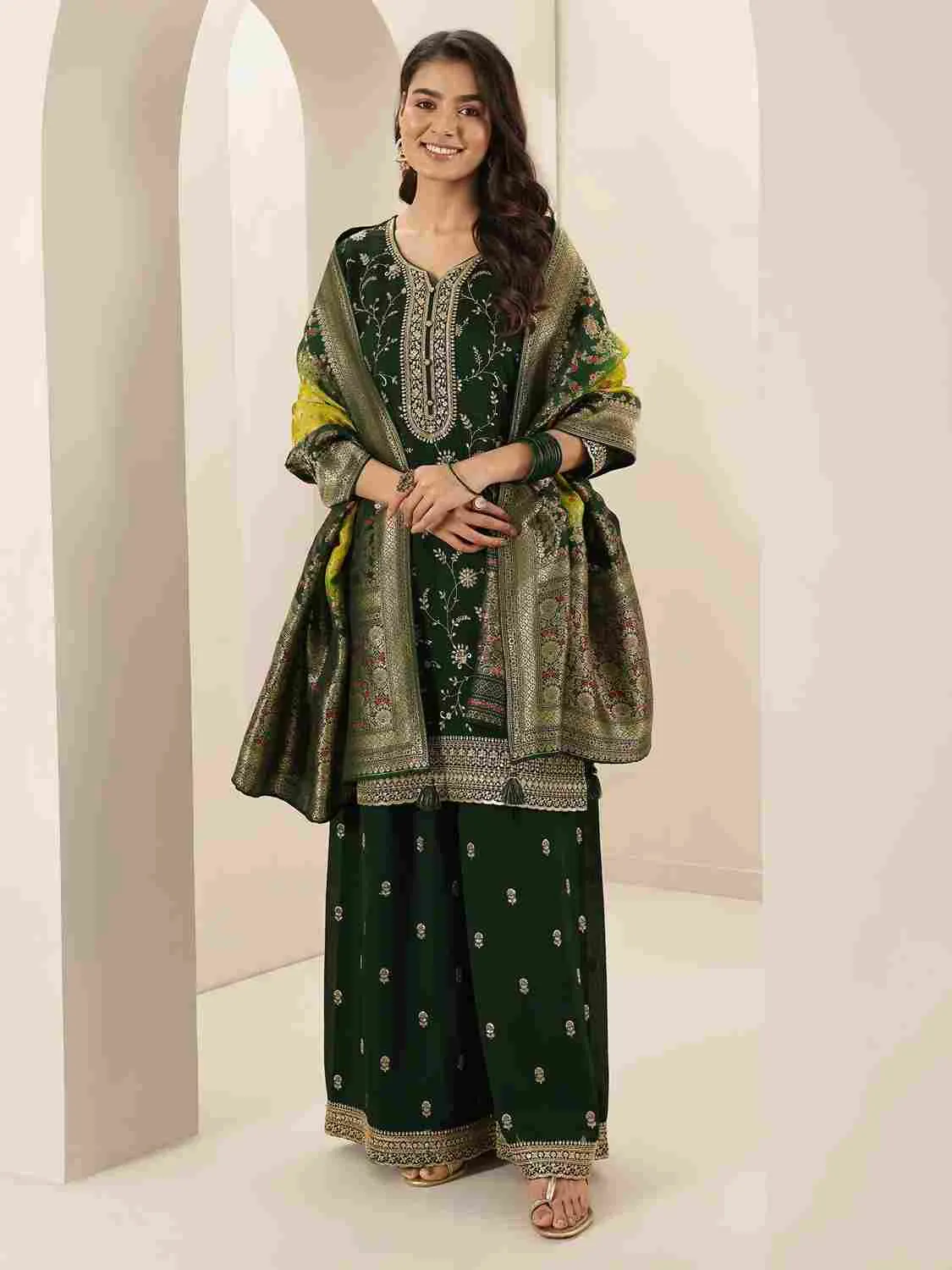Trendy Anarkali Kurta Sets for Your Festive Wardrobe