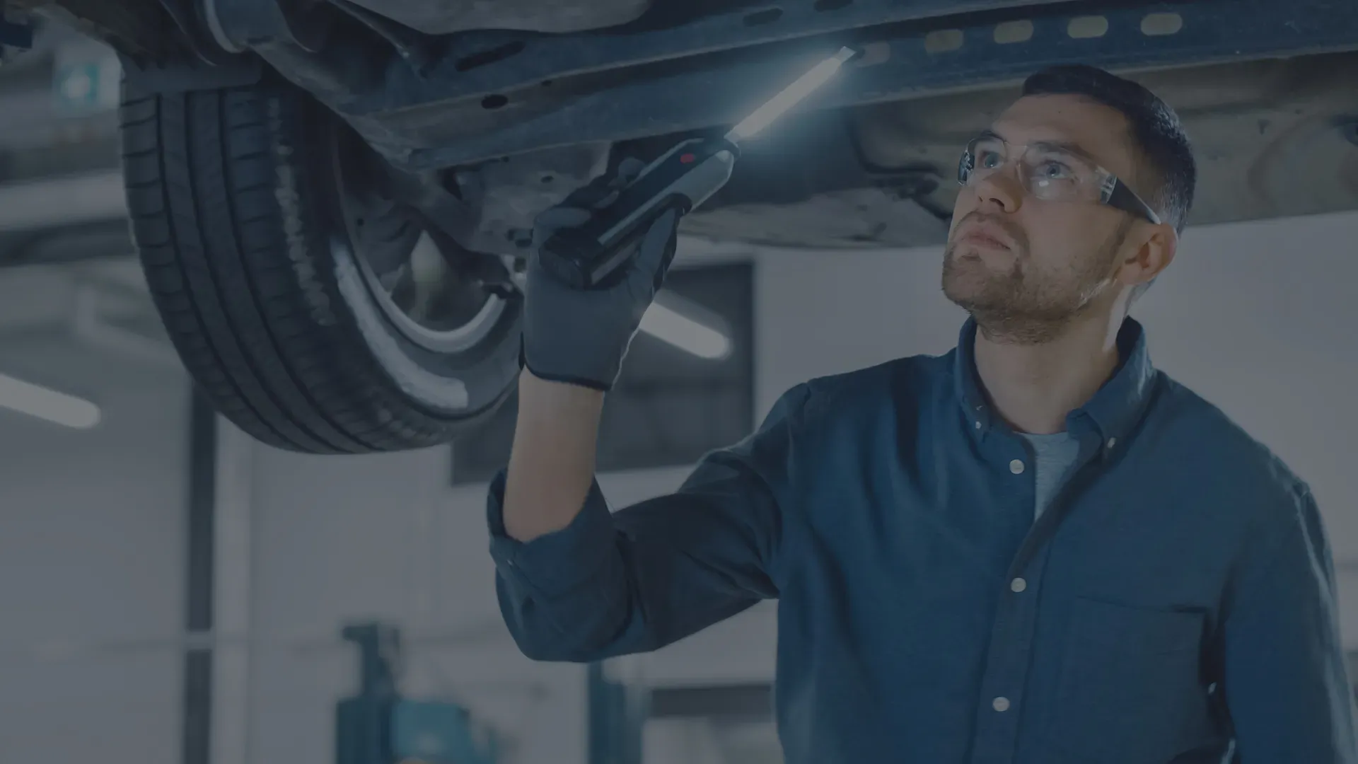 How to Choose the Best Car Service Garage in Abu Dhabi
