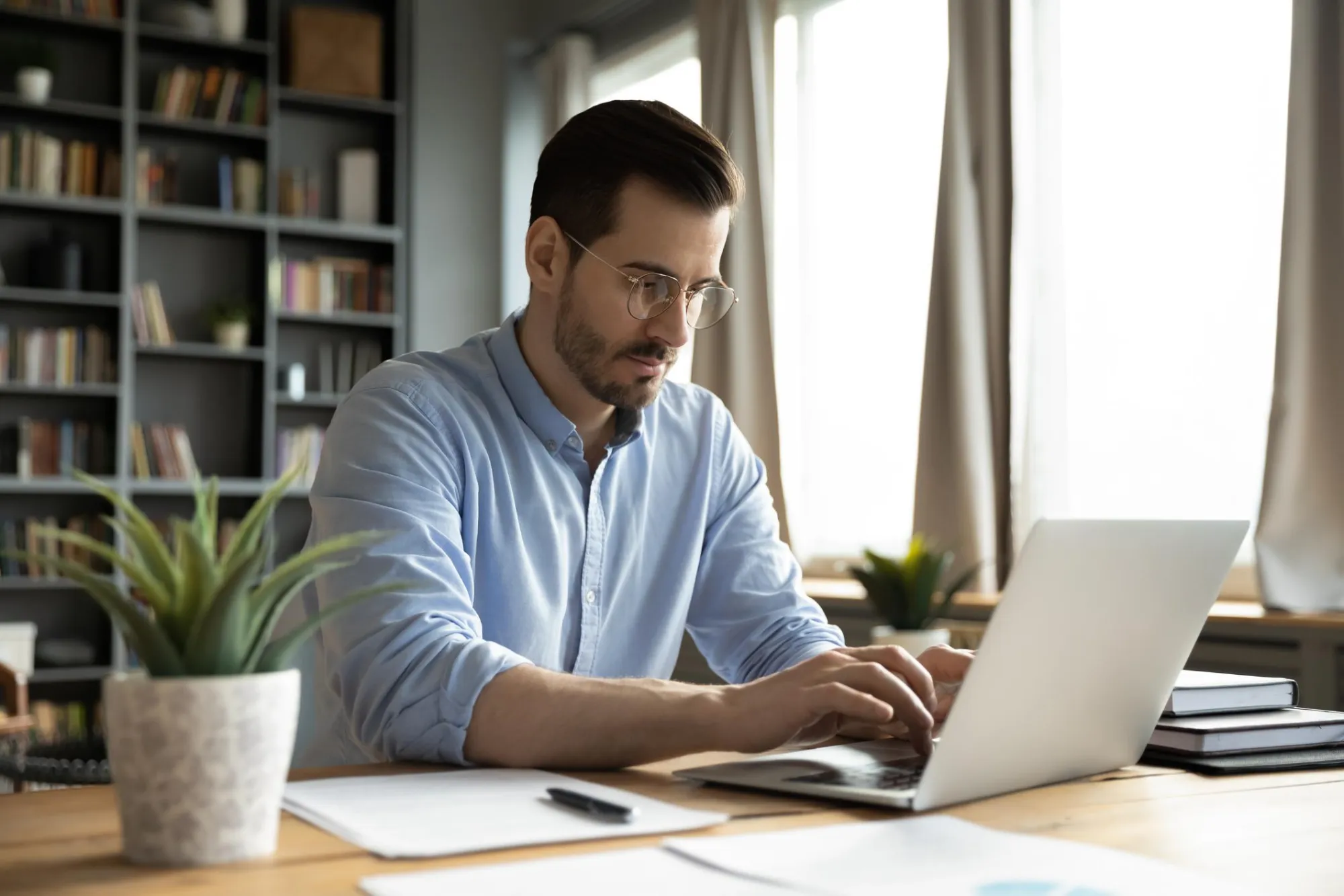Remote Staffing vs. Outsourcing: What’s the Difference and Which Is Right for Your Business?