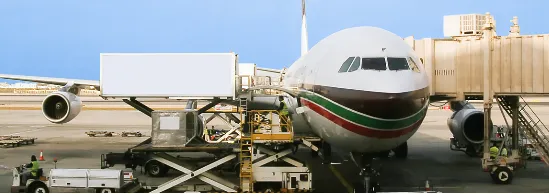 Air Freight Shipping in Canada: What Businesses Need to Know Before Booking