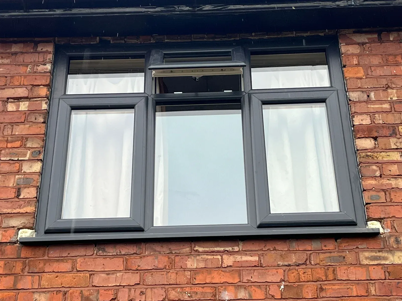 Broken Glass Fix in Bolton: A Practical Guide
