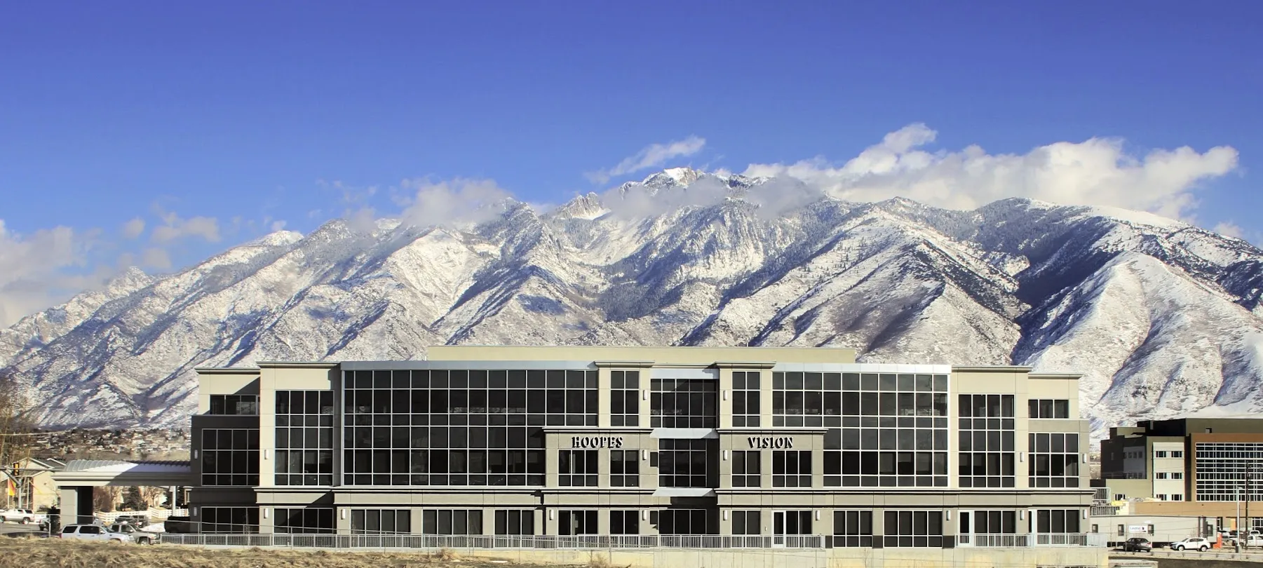 EVO ICL in Utah: What Patients Should Know About Implantable Lens Surgery?