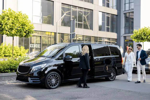 Corporate Transportation Group Services for Modern Workplaces
