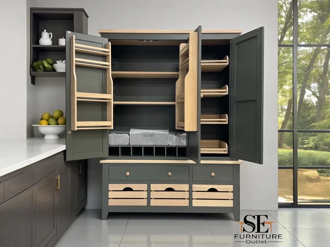 Furniture Outlet in Oxfordshire
