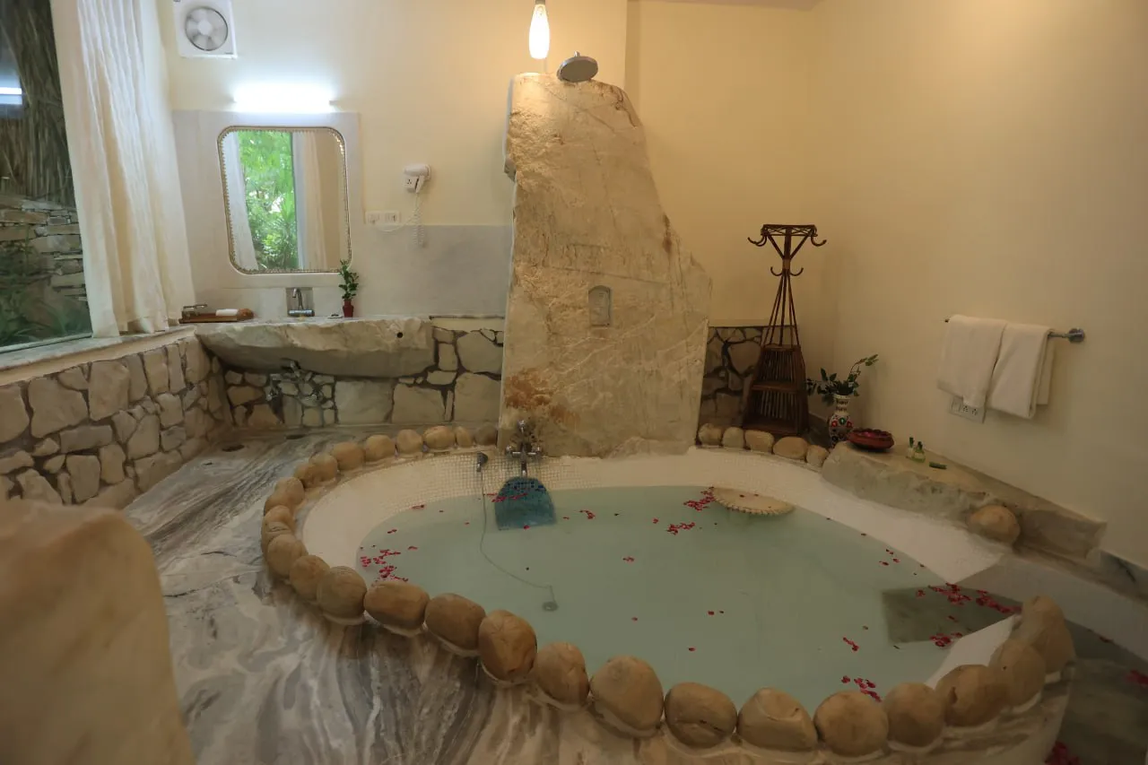 Private-Pool Room or Multi-Bedroom Villa: Which Should Families and Groups Book?