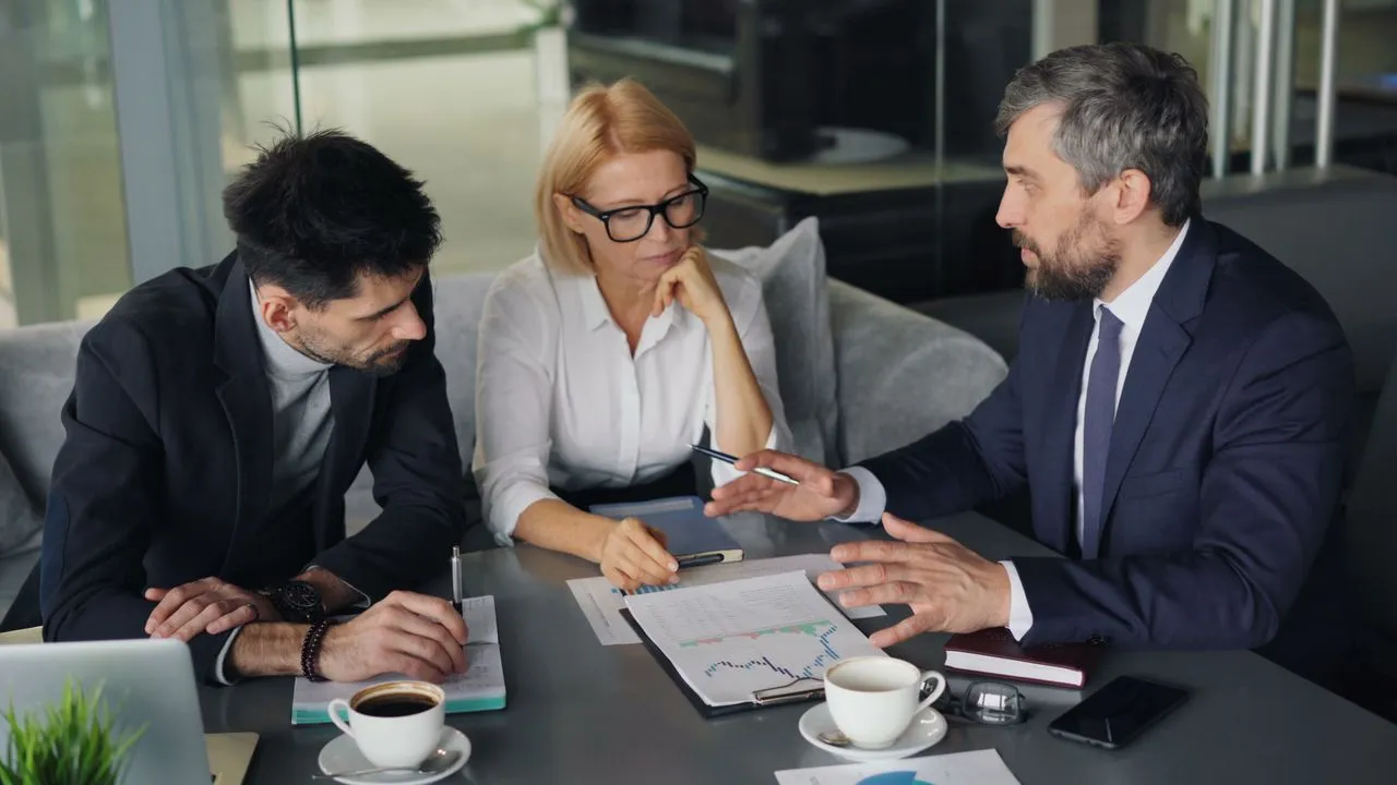 Succession Planning Lawyers in Delhi: Structuring Intergenerational Wealth Transfer Under Indian Law