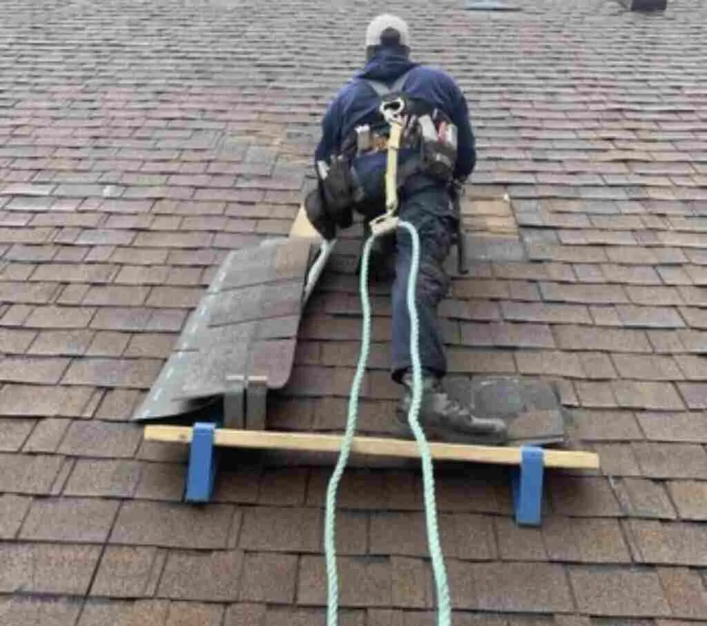 Common Roofing Problems Grand Prairie Homeowners Should Address Early