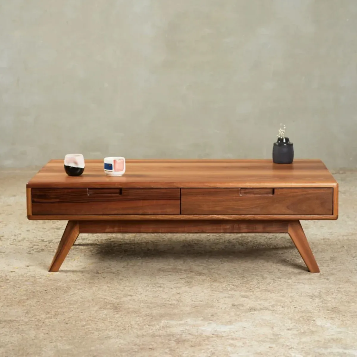 How to Choose the Right Coffee Table: A Practical Guide to Materials and Styles