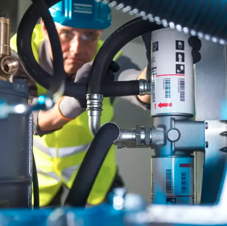 How Do You Compare Federal Government Industrial Suppliers Before Awarding a Contract?