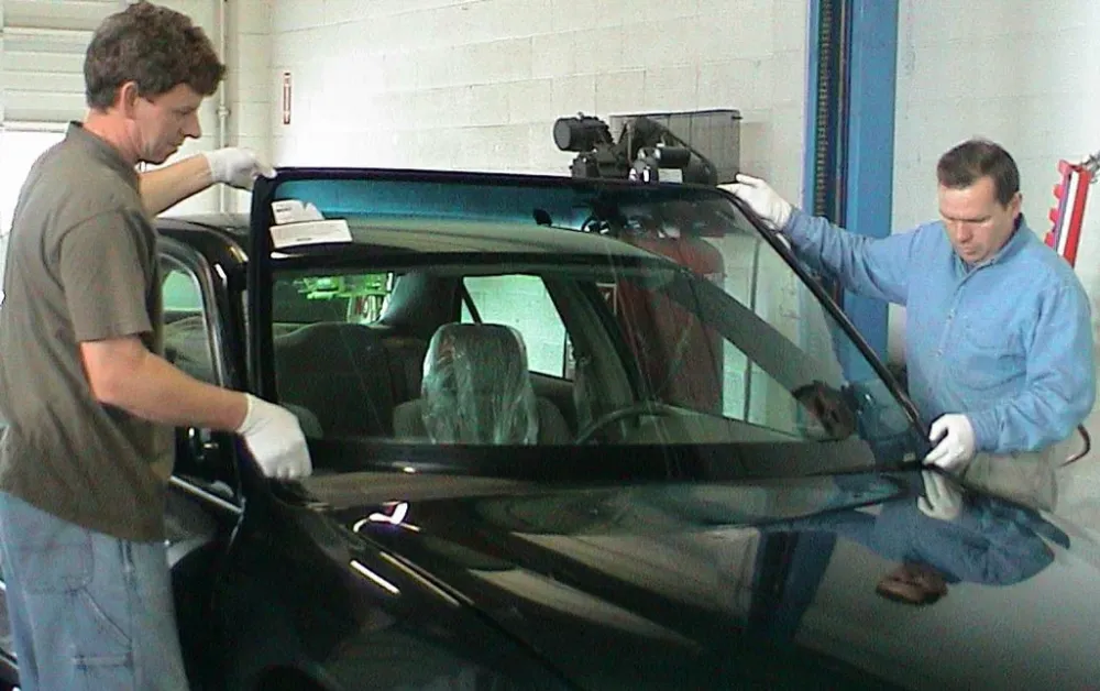 Hoping to Avoid Bigger Issues With Car Glass Repair?