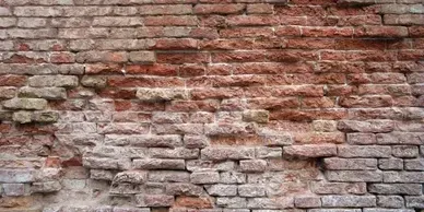 Why Is a Natural Stone Wall the Ultimate Choice for Long-Term Hardscaping?