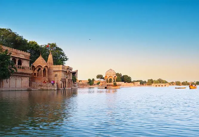 Best 2-Day Jaisalmer Itinerary: Heritage & Desert Safari