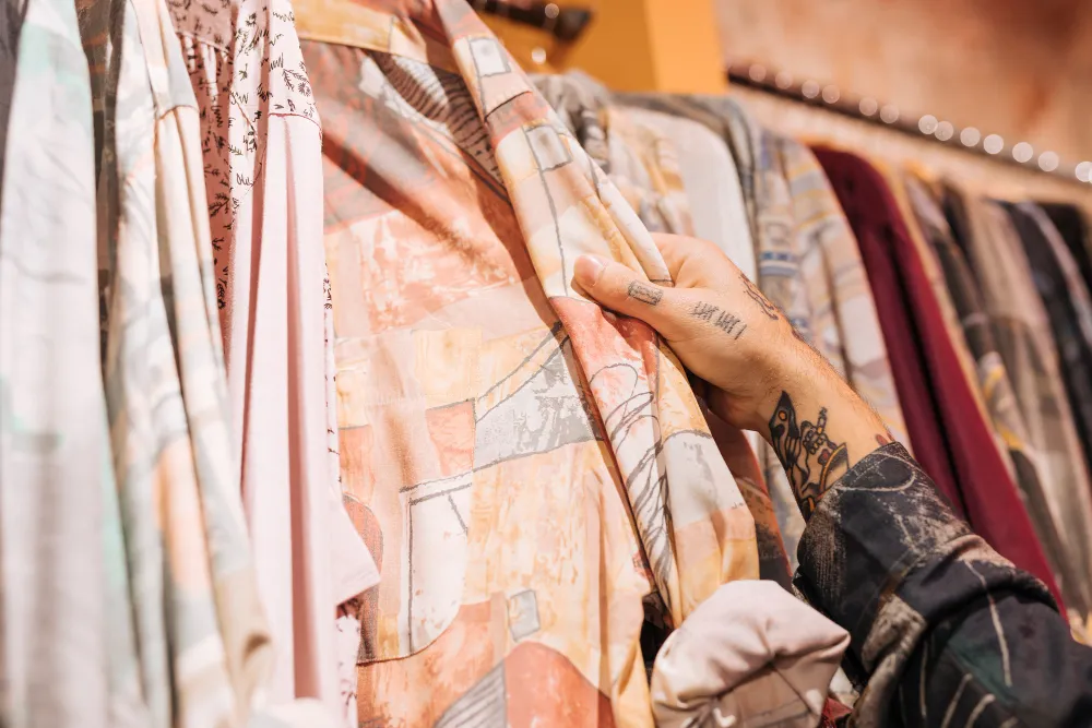 Garment Fabric Supplier Checklist: What Apparel Brands Should Verify Before Ordering