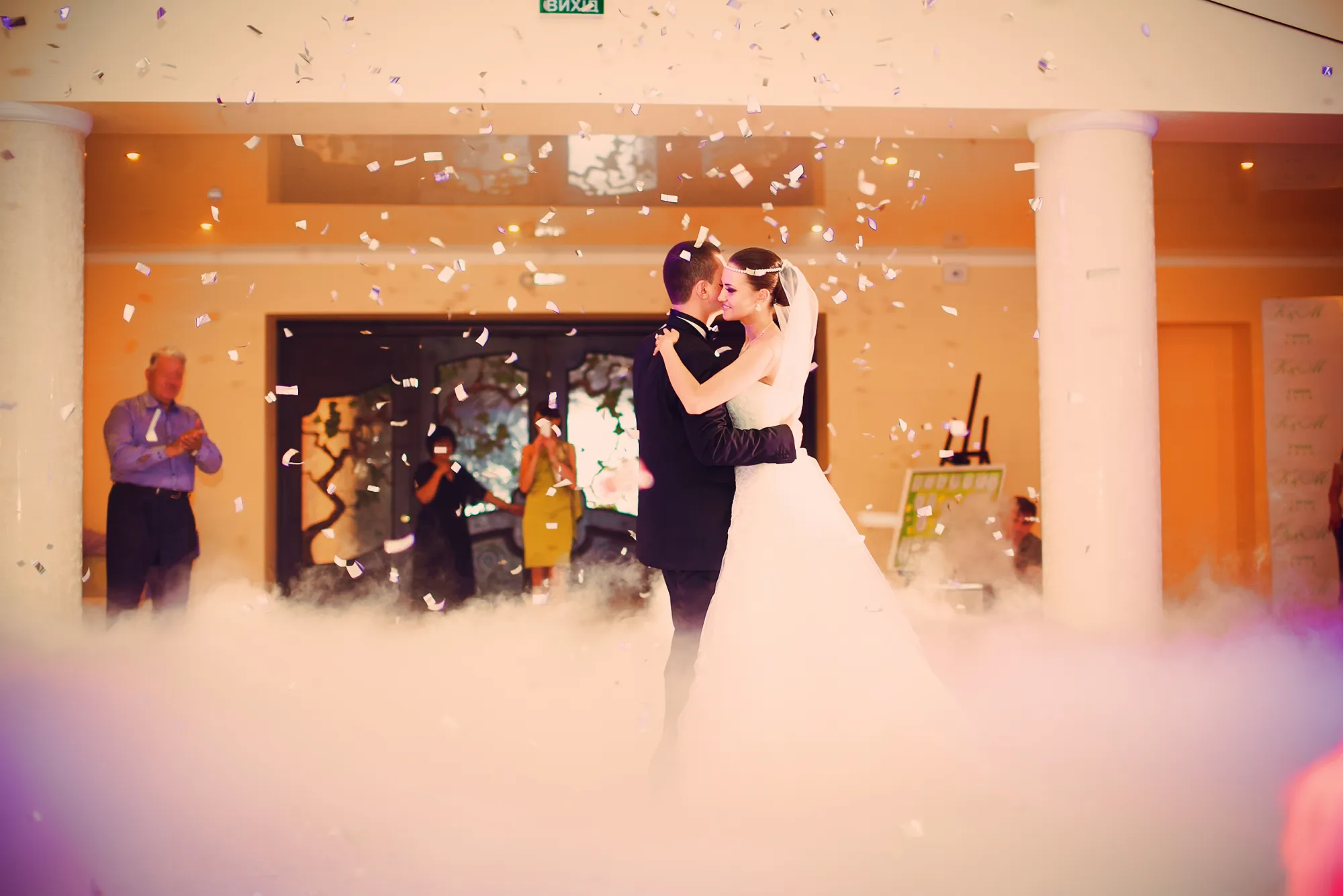 Top Tips to Hire the Best Corporate DJ in Tasmania for Your Event