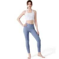 Yoga Leggings Manufacturer vs. Wholesaler: Which Is Right for Your Business?