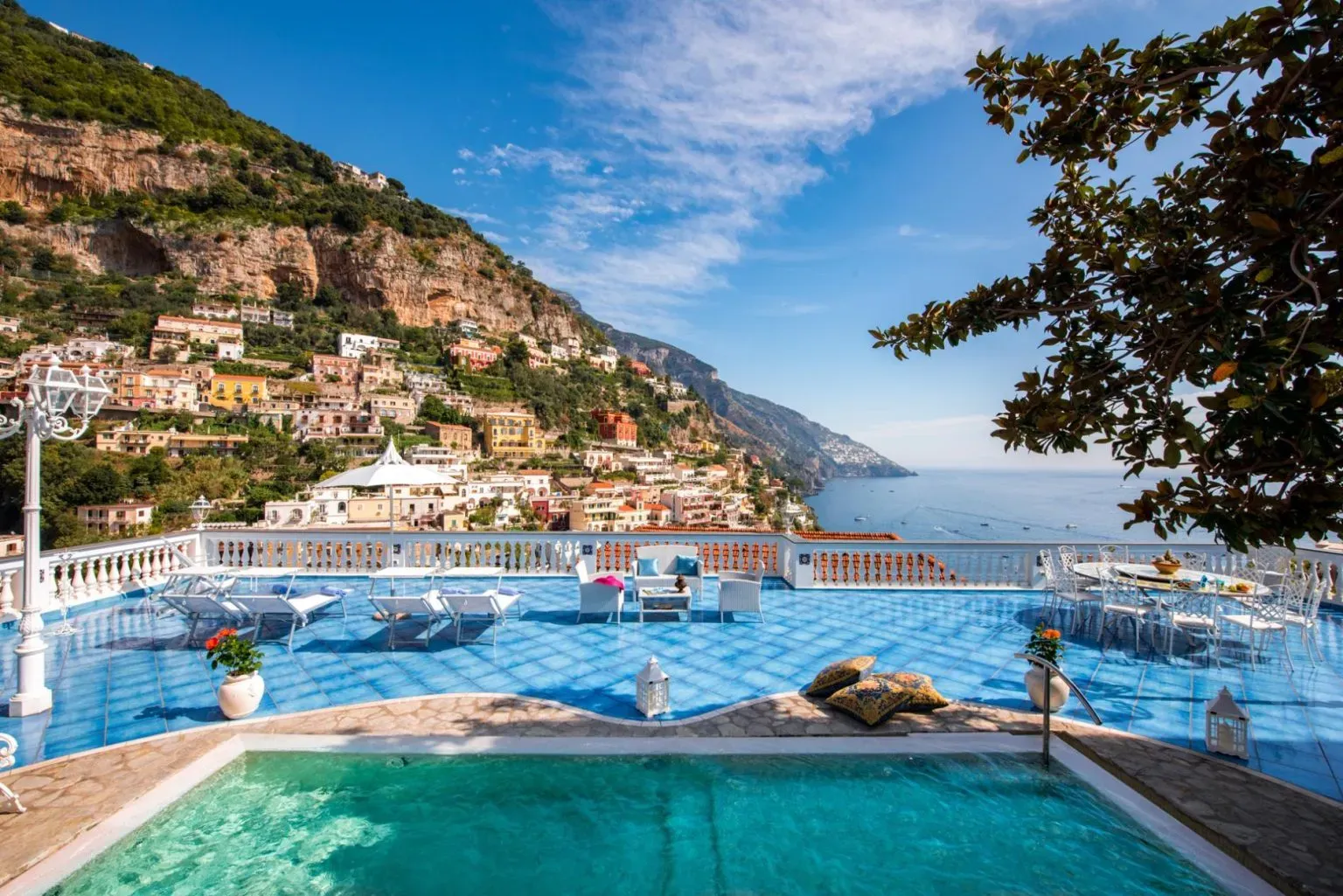The Ultimate 4-Day Ravello Itinerary: A Slow-Paced Cliff-side Romance