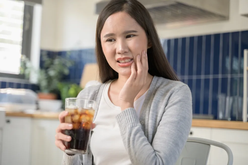 Why Do My Teeth Hurt When You Drink Something Cold?
