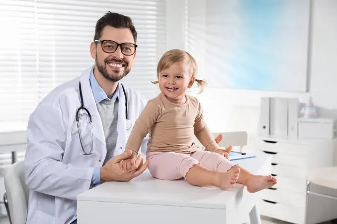 How Much Does a Pediatrician Session Cost in Dubai?