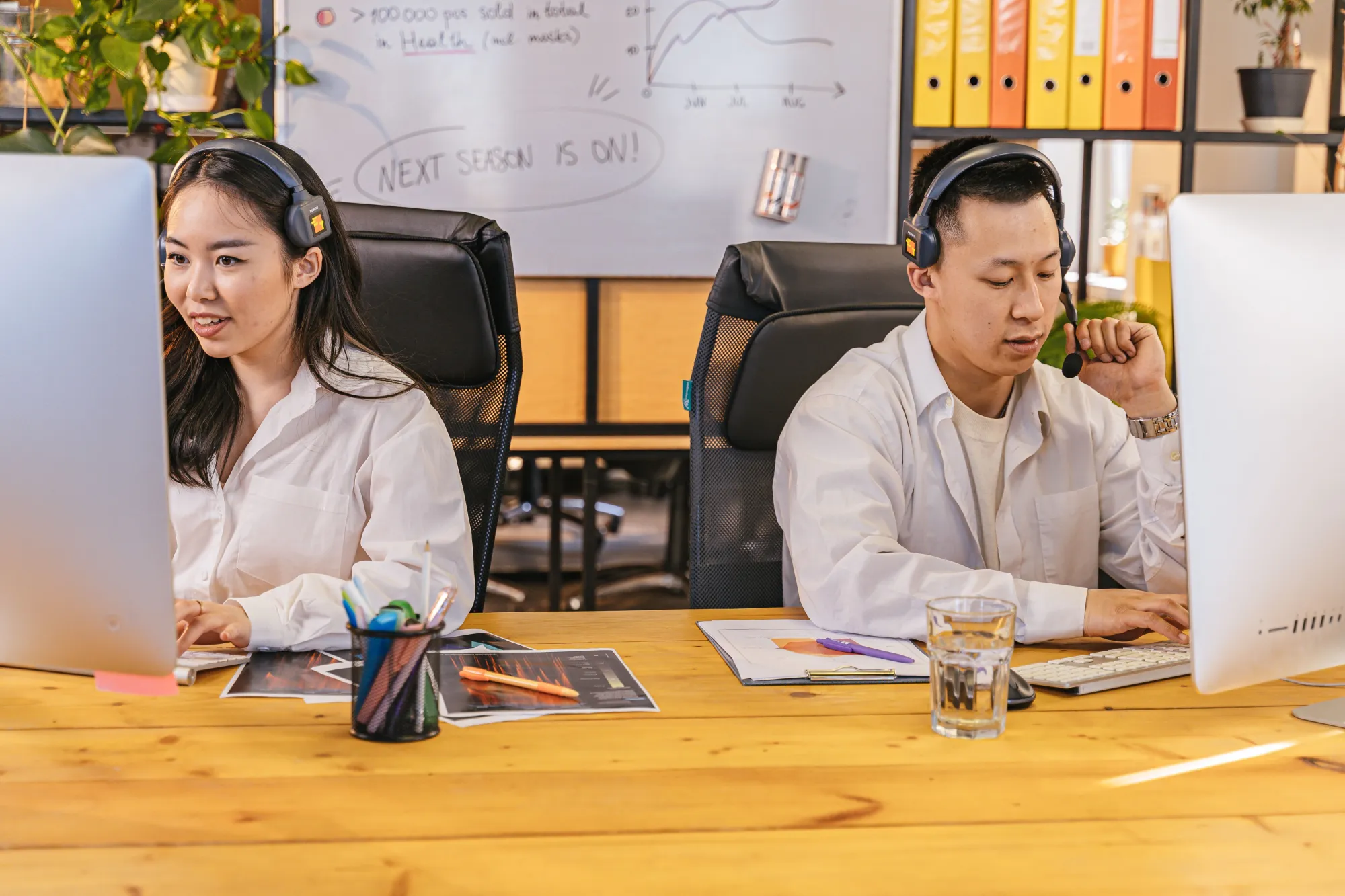 Insurance Dialer 101: Power Dialer vs. Predictive Dialer, and Which One Fits Your Team