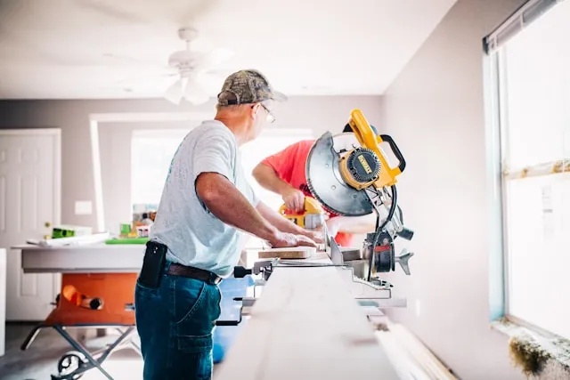 How to Choose the Right Commercial General Contractor for Your Construction Project