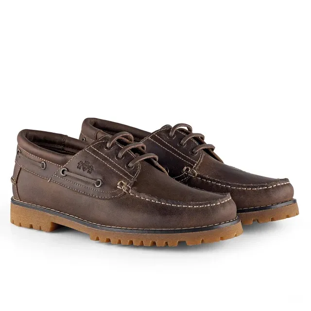 The Ultimate Guide to Choosing the Right Deck Shoes for Men