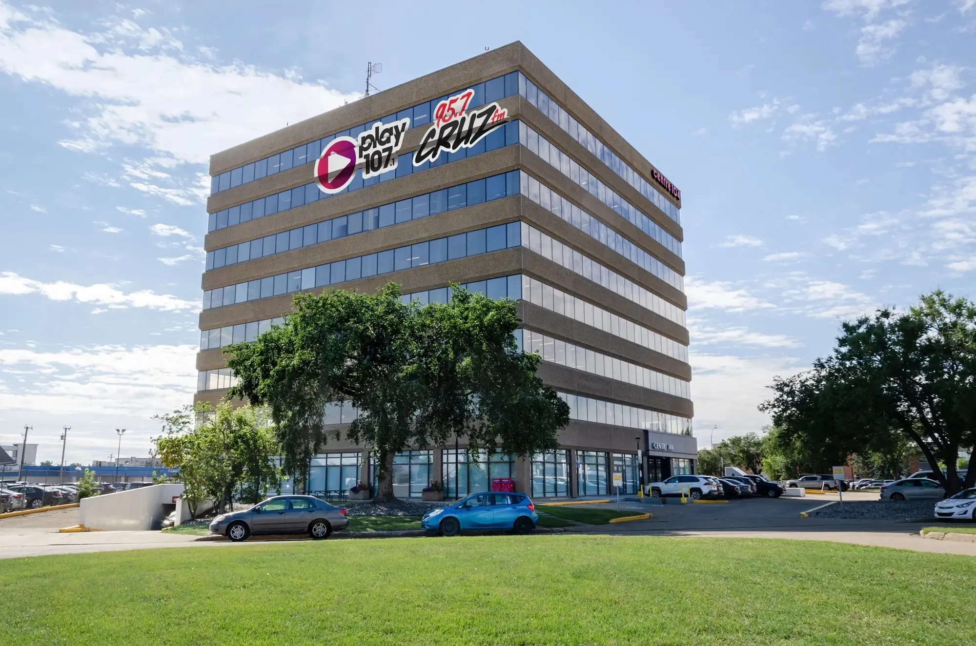 How Radio Advertising Builds Trust and Drives Sales for Local Businesses