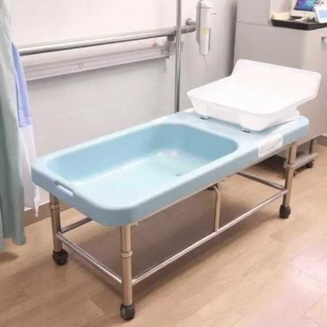 Steps to Use a Bedpan for Patients & Caregivers- How to Maintain It?