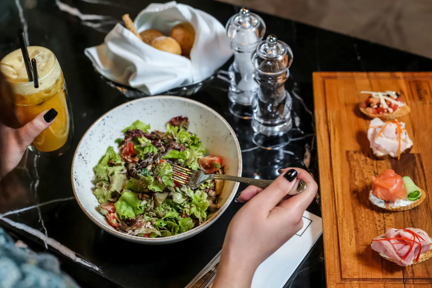 Fine Dining Sydney CBD Experiences for Weekend Dinner With Friends