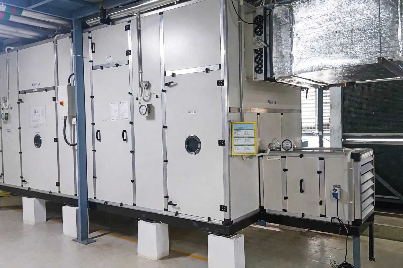 Cleanroom HVAC System Suppliers in Bangalore: Building Reliable Controlled Air Environments