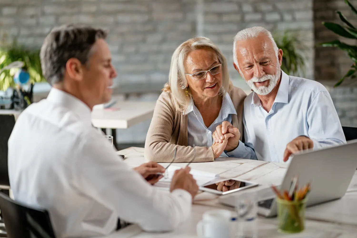 How to Choose the Right Financial Advisor for Annuity Planning