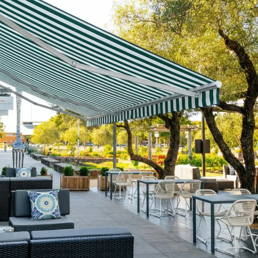 Why Is an Awntech Maui Patio Retractable Awning Ideal for Flexible Outdoor Shade?