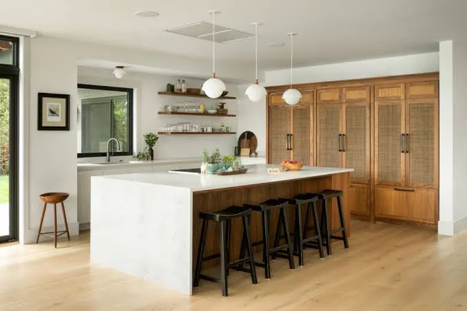 What Should You Consider When Planning Custom Woodwork?