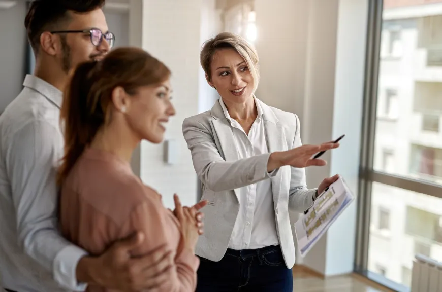 How Does a Property Consultant Assess Property?