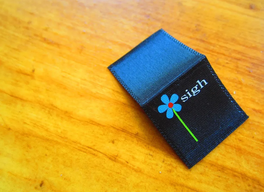 What Makes Printed Fabric Labels Useful for Clothing?