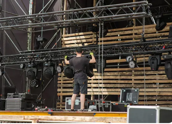 How Stage Engineering Companies Bring Large-Scale Productions to Life