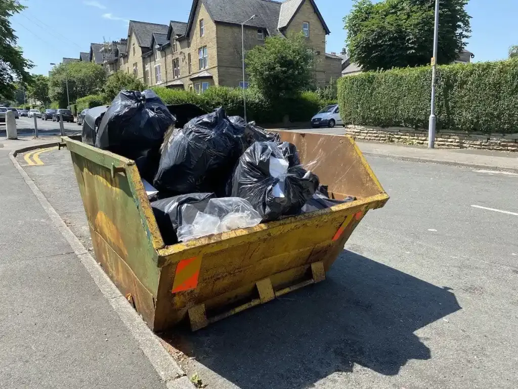 What to Look for in Reliable Skip Hire Wolverhampton