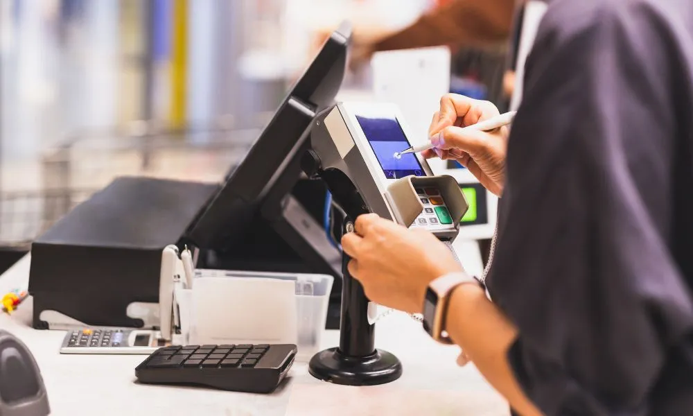 PAX Q25 for Retail Stores: A Complete Guide