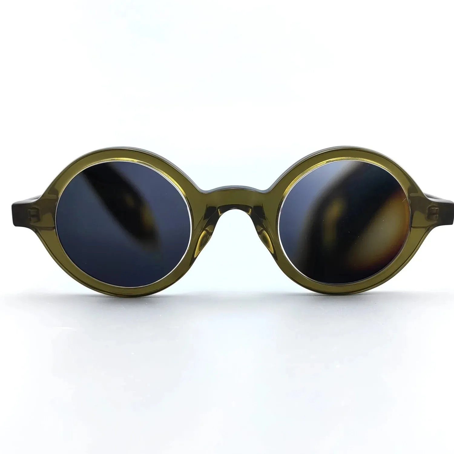 Why Wide Fit Glasses Are Essential for Comfortable Eyewear